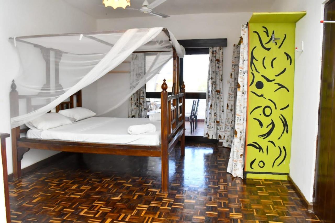 Mavericks Convenient Cozy Loft In Diani'S Cbd Укунда Экстерьер фото