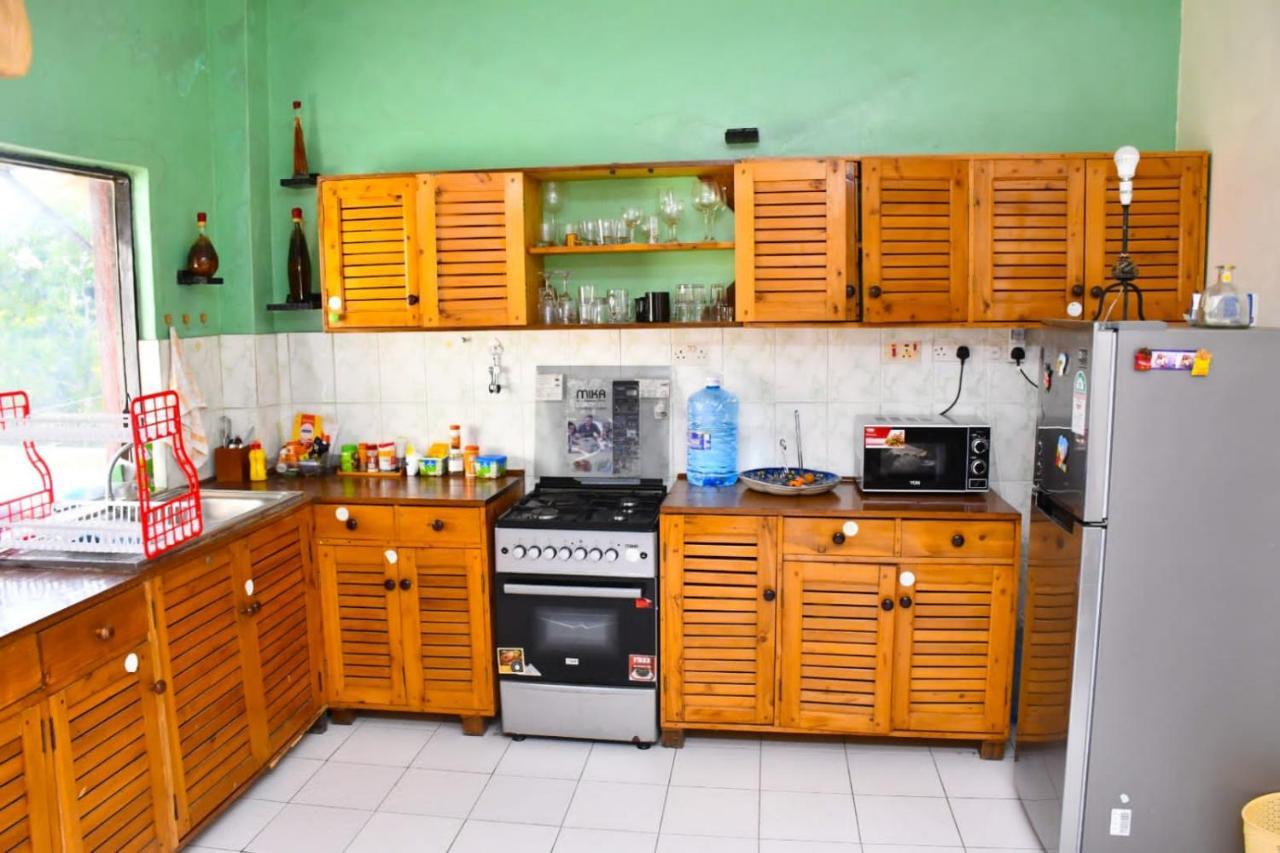 Mavericks Convenient Cozy Loft In Diani'S Cbd Укунда Экстерьер фото